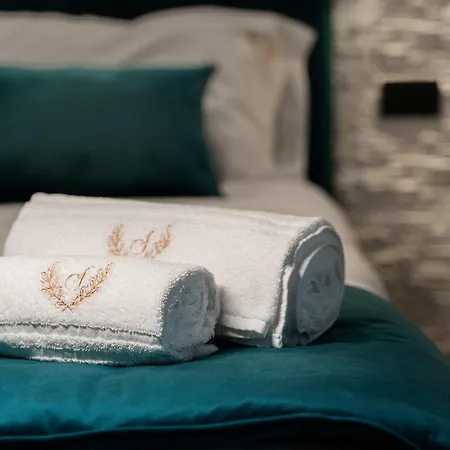 Nocleg ze śniadaniem Sofi' Center 4*