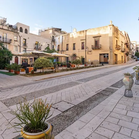 Nocleg ze śniadaniem Sofi' Center 4*