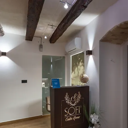Oda ve Kahvaltı Sofi' Center 4*