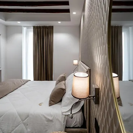 Sofi' Center Bed and Breakfast 4*