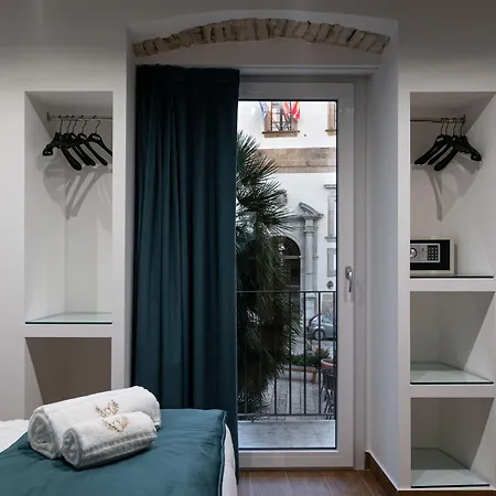 Sofi' Center Bed and Breakfast 4*